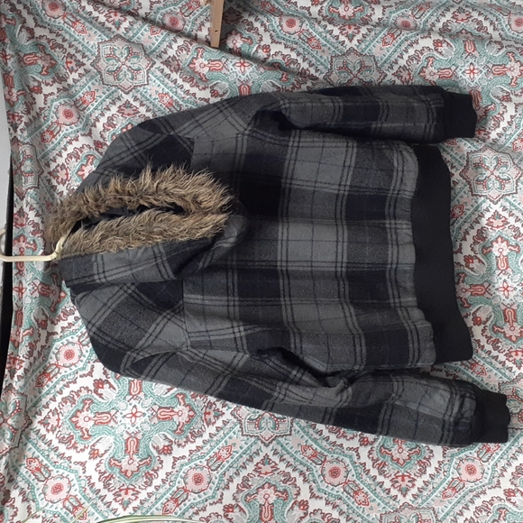 Anchorblue Plaid Polyester Quilted Jacket, Size XL - Picture 3 of 8